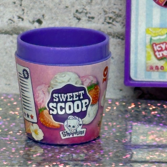 Shopkins Sweet Treat Truck Deluxe Replacement Menu Ice Cream Bucket Shake - Picture 3 of 8